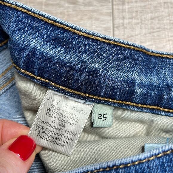 RAG & BONE The Dre in Gia Distressed Low Rise Slim Ankle Jeans Women’s Size 25 - Picture 4 of 10